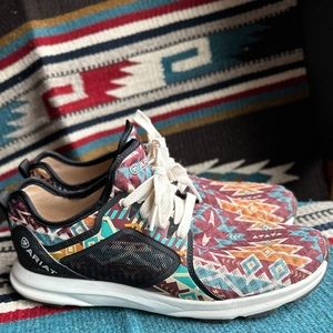 Ariat Fuse tennis shoe